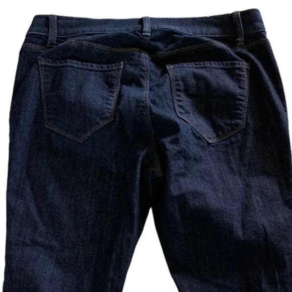 * Ann Taylor women’s size 10P jeans - Picture 5 of 8